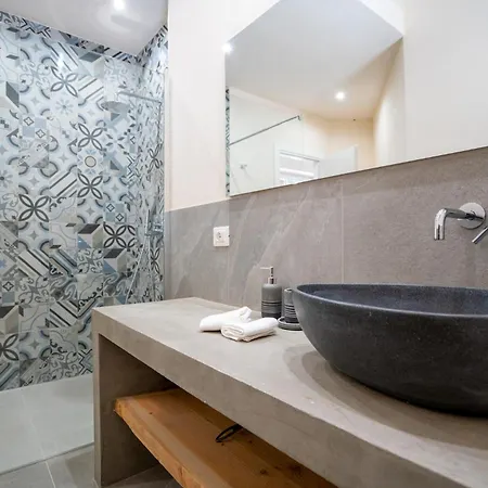 Domus Sicilia - Charming Living מודיקה