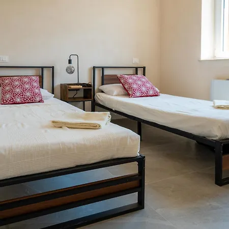 וילה Domus Sicilia - Charming Living מודיקה