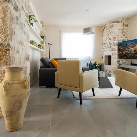 Domus Sicilia - Charming Living מודיקה